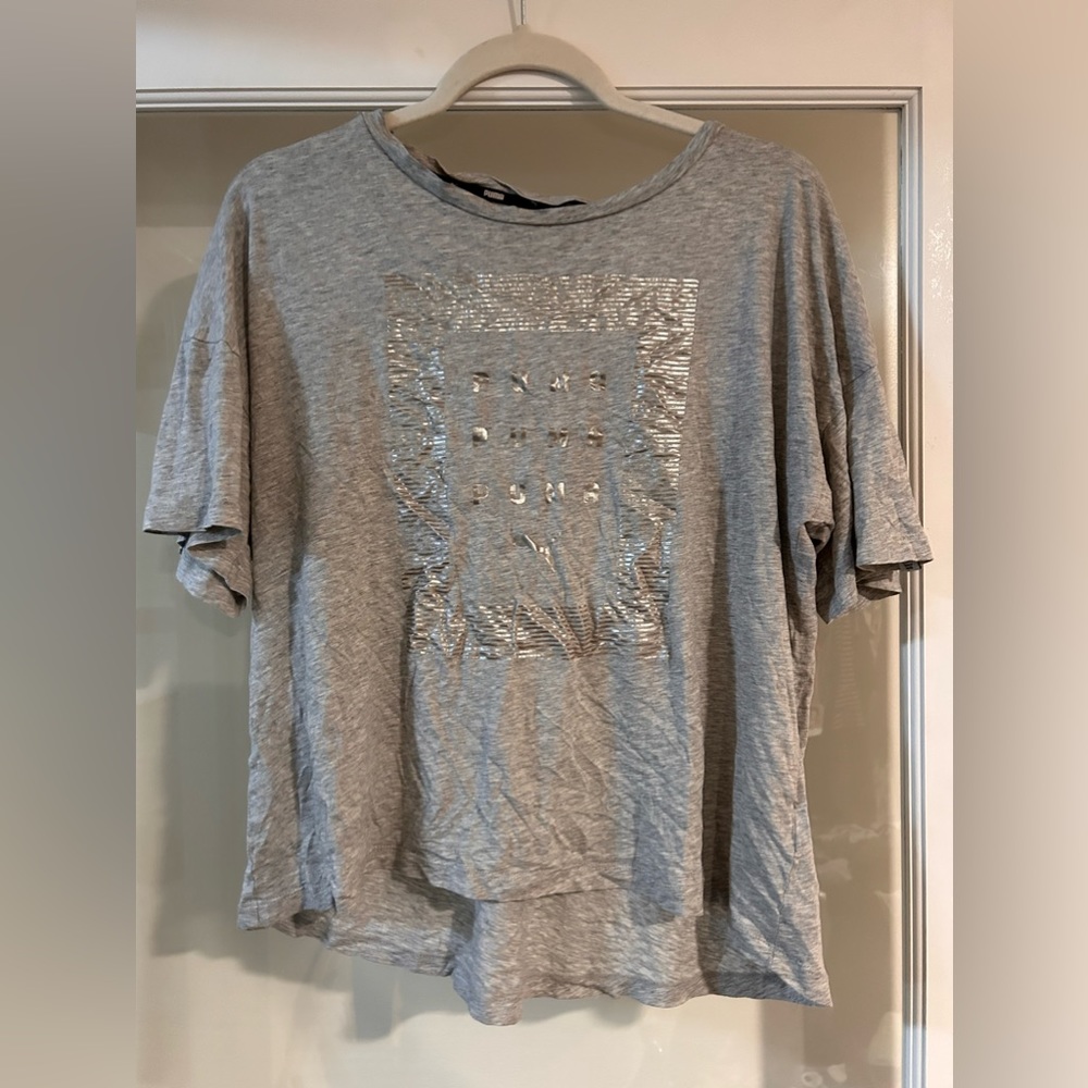 Puma T/Size M